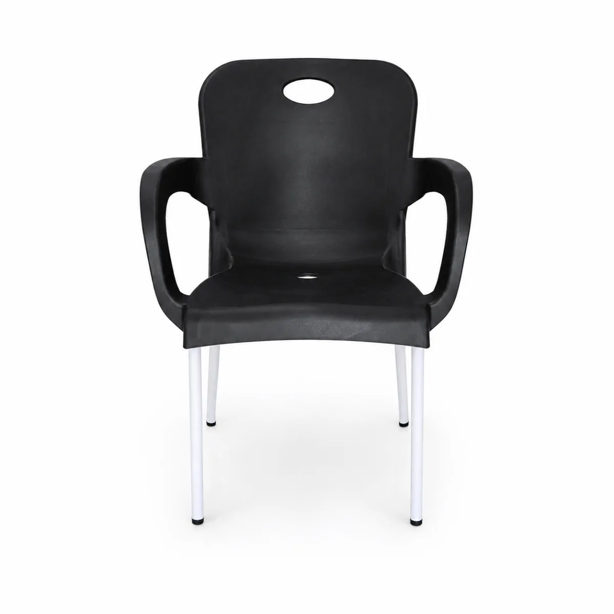 Chaise plastique avec pieds métalliques